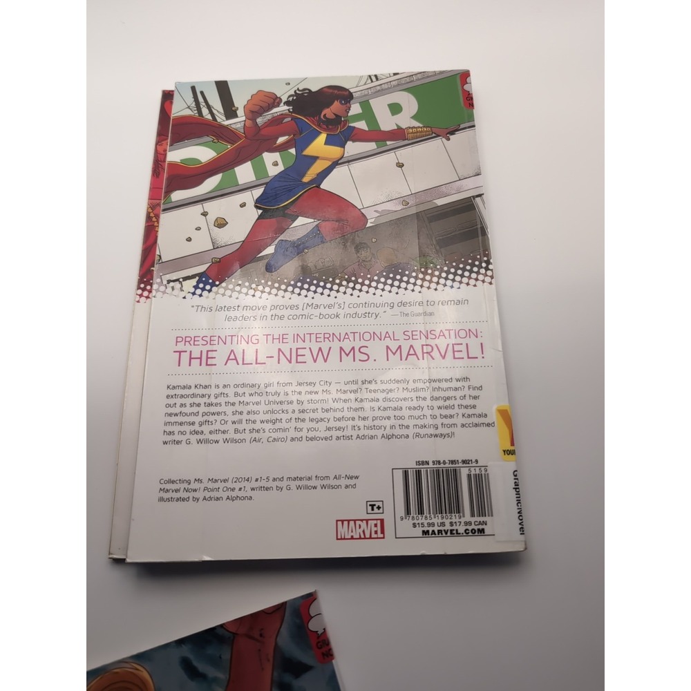 Ms Marvel Comic Set - Picture 7 of 10
